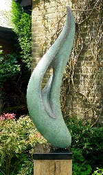 thought_through_garden_closeup_lynn_warren_sculpture